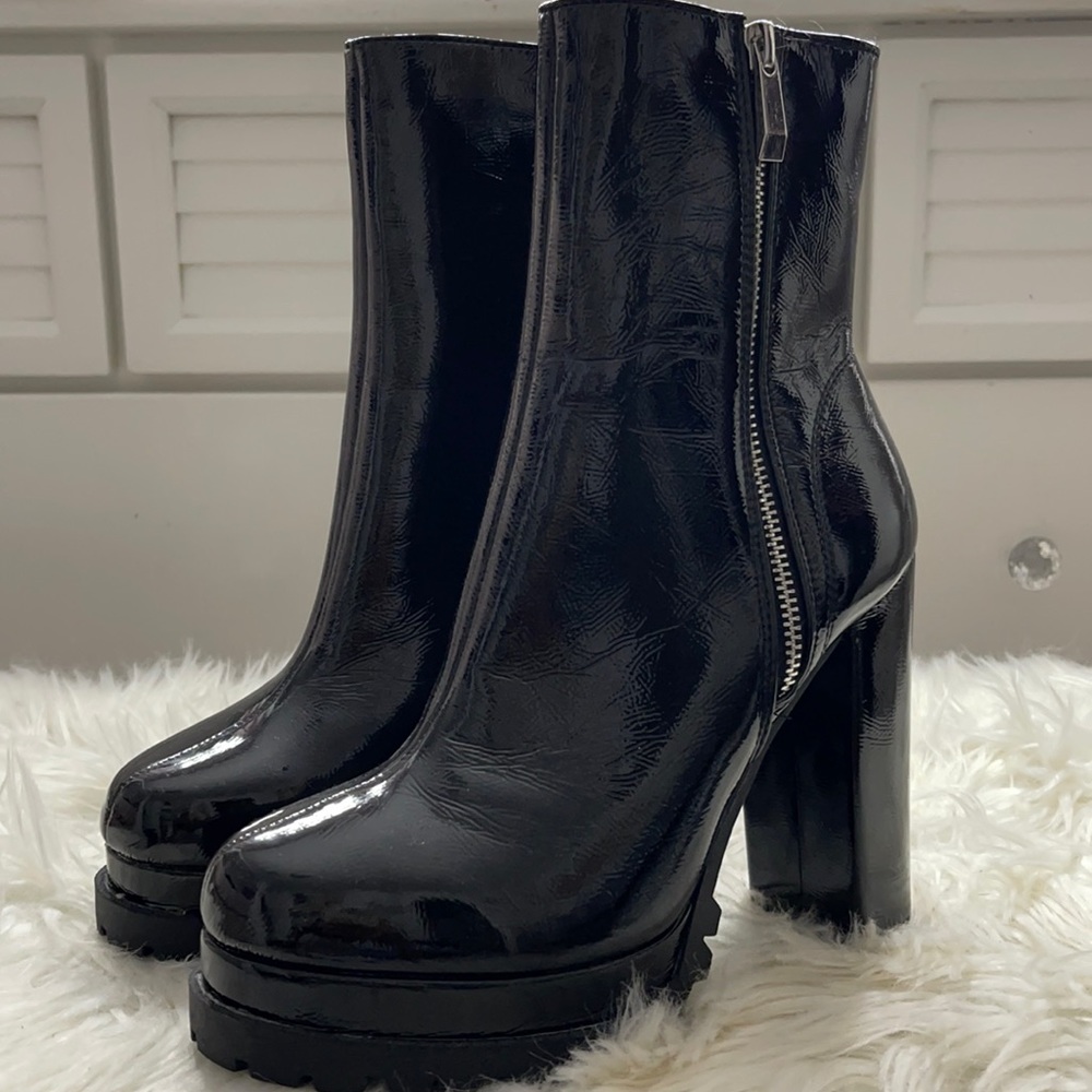 Edge of Desire Boot